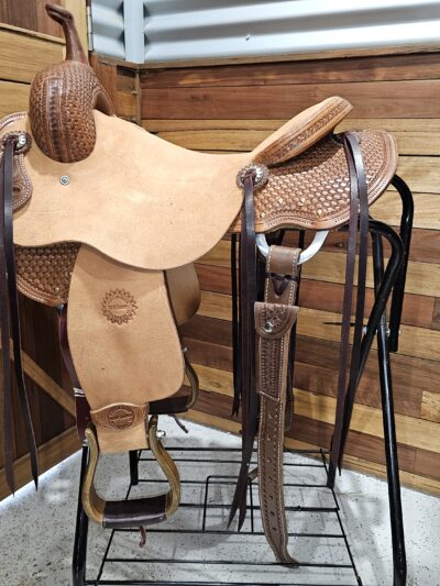 Lightweight Cutting Saddle
