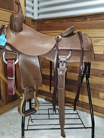 Cutting Saddle 16.5 inch